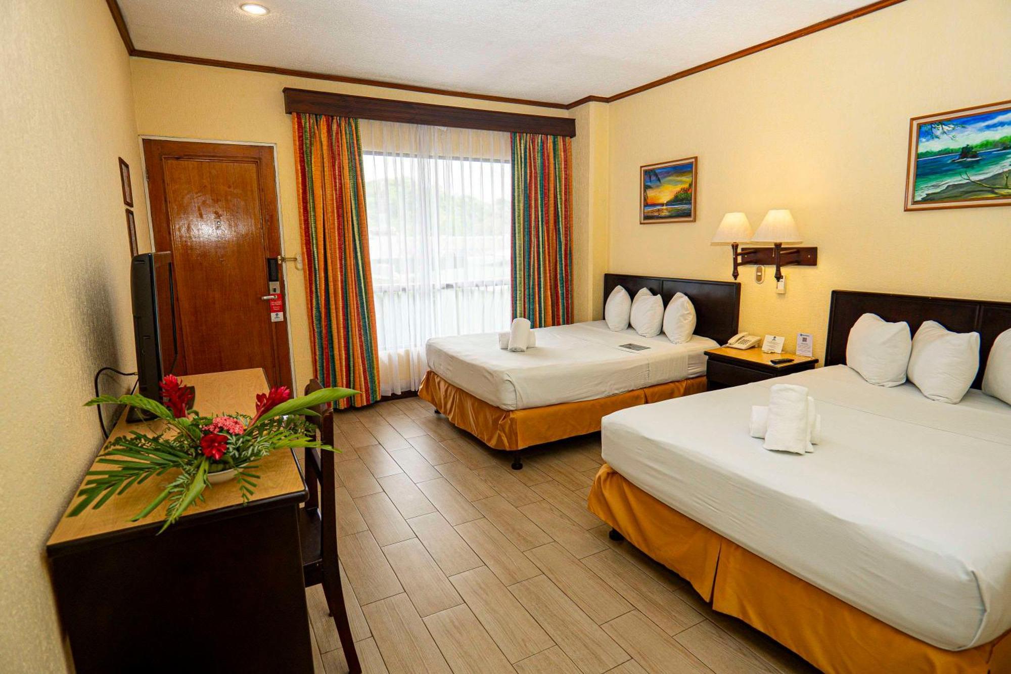 Best Western Hotel & Casino Kamuk Мануэль-Антонио Экстерьер фото