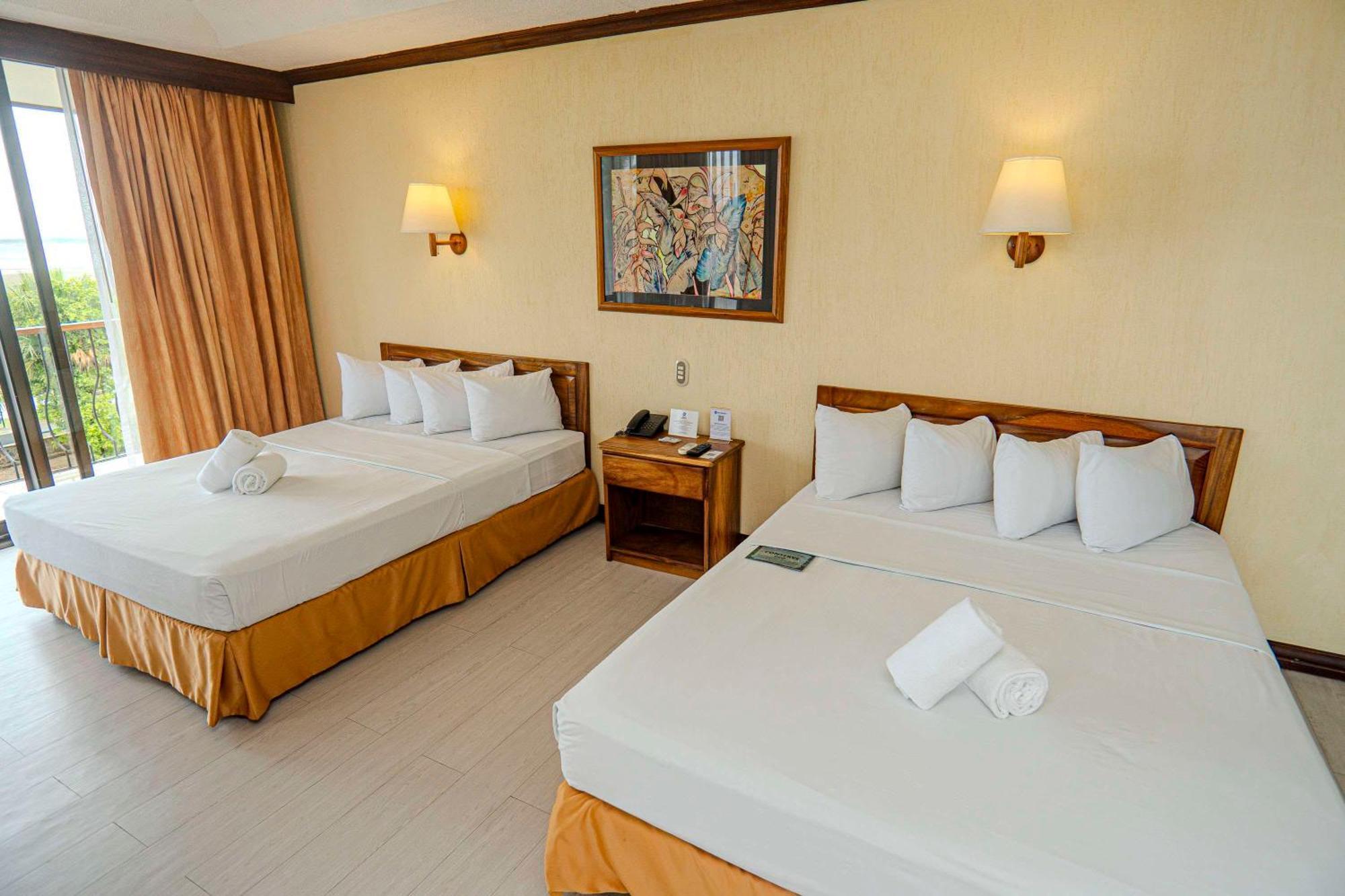 Best Western Hotel & Casino Kamuk Мануэль-Антонио Экстерьер фото
